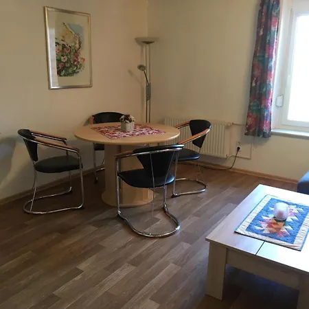 Haus Denker 아파트 브룬스뷔텔