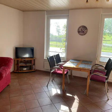 Haus Denker 아파트 *